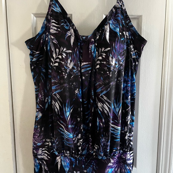 Tankini Top - Picture 1 of 9